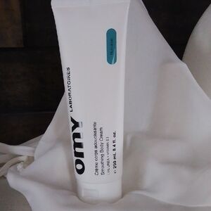 Smoothening Body Cream - White (250 mL)